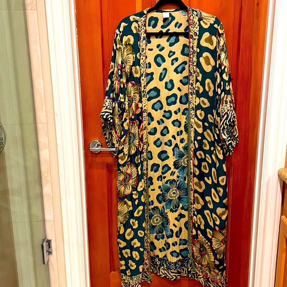 Long Flower Pattern Kimono Pullover Wrap - image 1